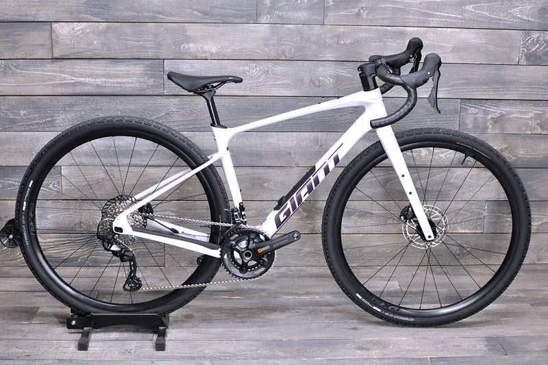 2026 Giant Revolt Adv 2