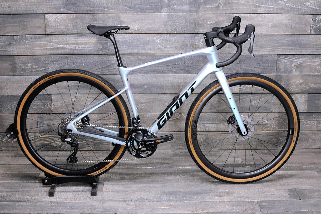 2025 Giant Revolt Adv 0