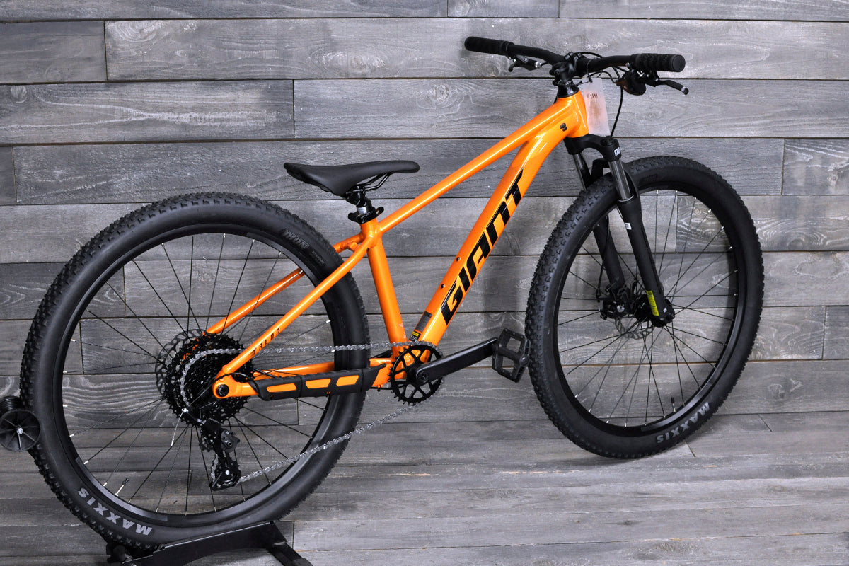 2025 Giant Talon 4 – Sellwood Cycle Repair