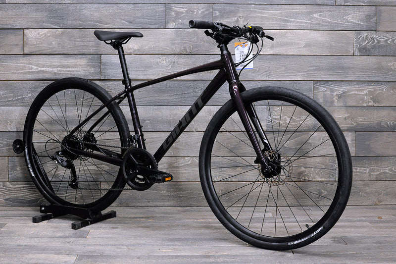 giant bicycles phoenix Anthem Advanced Pro 29 3 Pivot Phoenix Ride GX Bike puts Pivots World Cup downhill platform on a mechanical drivetrain and more affordable suspension package The Bike - Giant Revolt