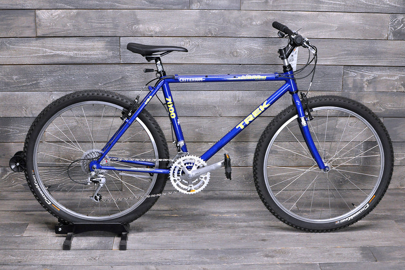 Medium Trek 7000