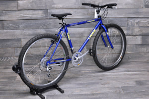 Medium Trek 7000